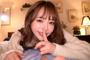 Nừa đêm lén bú lồn chị gái mông to nhiều nước